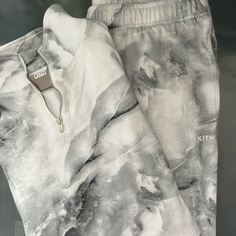 KITH TRACKSUIT SOLD OUT MARBLE SIZE M